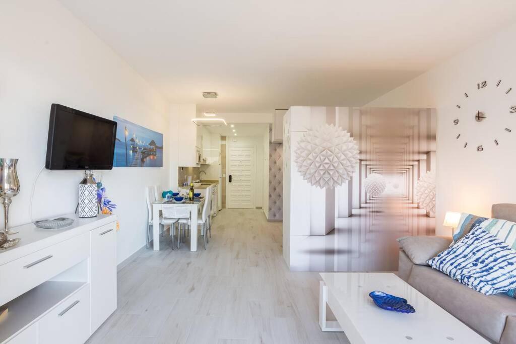 Sol Apartment - C&G Benal Beach Benalmadena Exterior photo